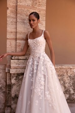 Tina Valerdi Brautkleider – Aktuelle Tina Valerdi Brautkleider Kollektion 2027 23