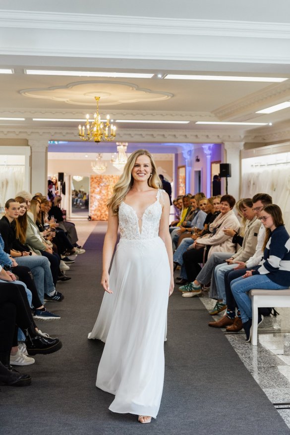 Einzelbild Fashion Queen Fashionshow bei Laue