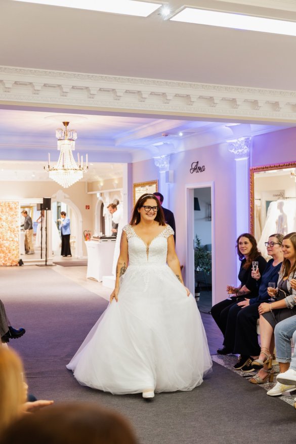 Einzelbild Fashion Queen Fashionshow bei Laue