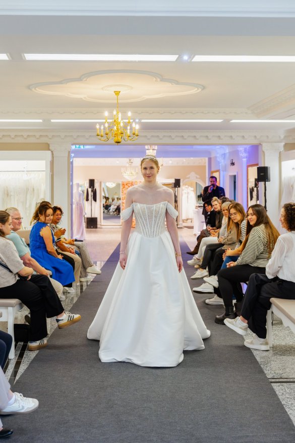 Einzelbild Fashion Queen Fashionshow bei Laue