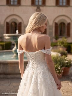 Amera Vera Brautkleider – Aktuelle Amera Vera Brautkleider Kollektion 2027 8