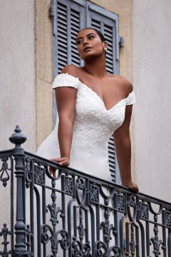 Tres Chic Brautkleider – Die aktuelle Brautkleider Kollektion 2027 33