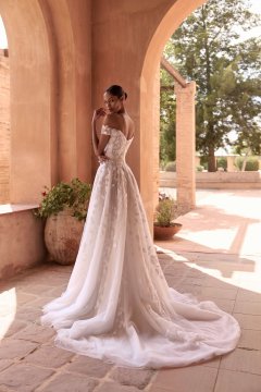 Tina Valerdi Brautkleider – Aktuelle Tina Valerdi Brautkleider Kollektion 2027 44