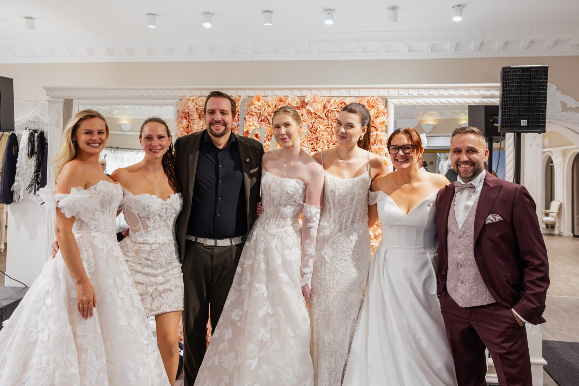 Gruppenbild Fashion Queen Fashionshow bei Laue