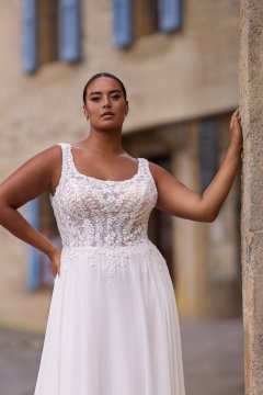 Tres Chic Brautkleider – Die aktuelle Brautkleider Kollektion 2027 38