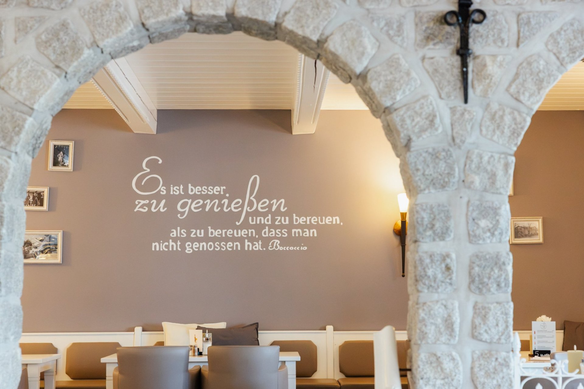 Innenansicht vom Café Osterhof bei Laue