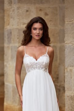 Tres Chic Brautkleider – Die aktuelle Brautkleider Kollektion 2027 3