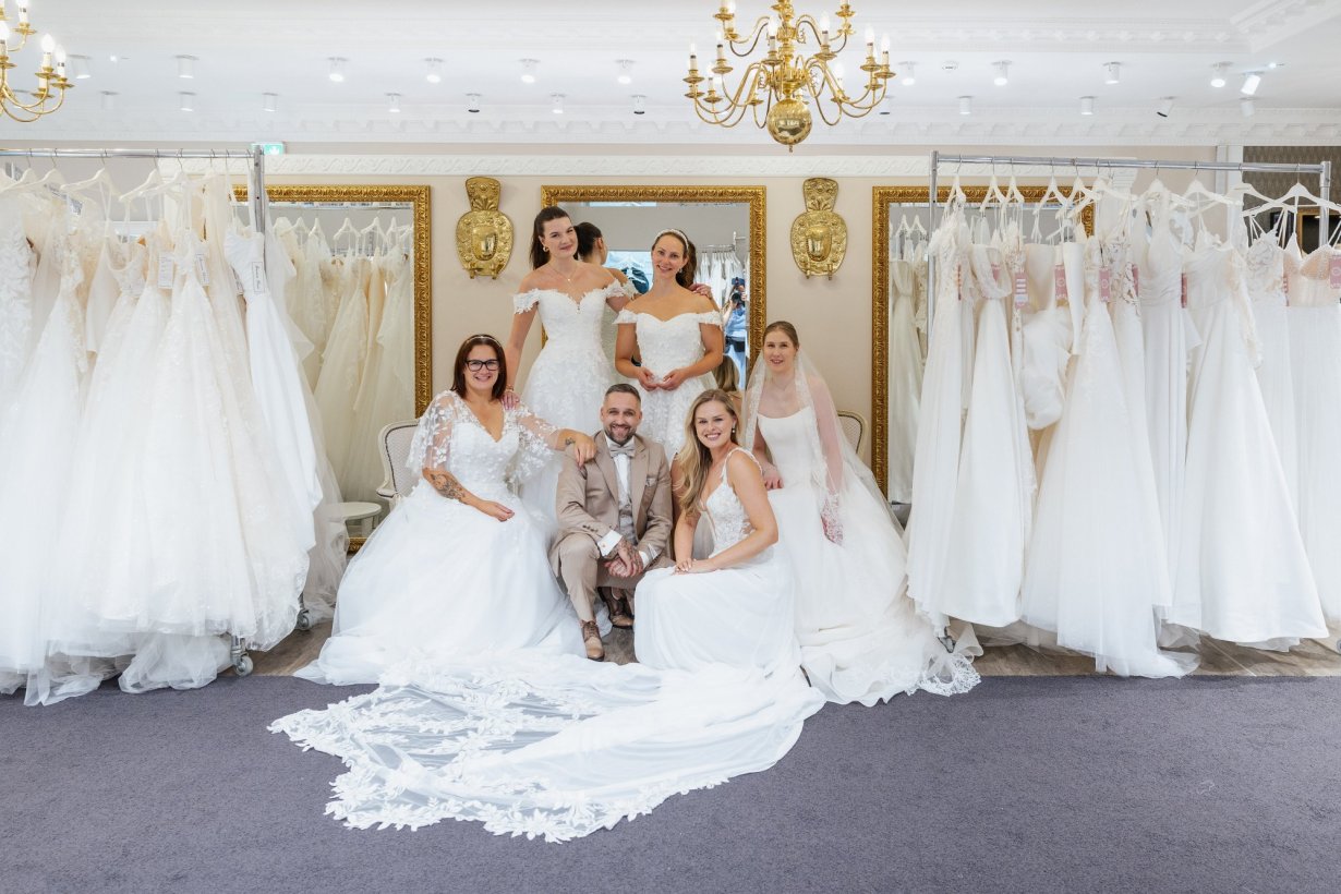 Gruppenbild Fashion Queen Fashionshow bei Laue