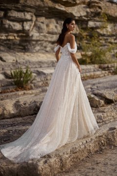 Tres Chic Brautkleider – Die aktuelle Brautkleider Kollektion 2027 27
