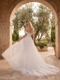 Amera Vera Brautkleider – Aktuelle Amera Vera Brautkleider Kollektion 2027 31