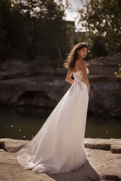 Tres Chic Brautkleider – Die aktuelle Brautkleider Kollektion 2027 20