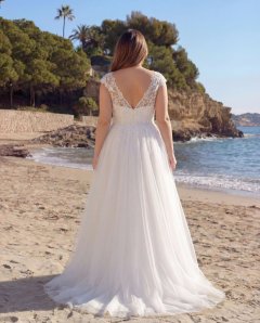 Azuree Bridal Curvy Brautkleider – Aktuelle Azuree Bridal Curvy Brautkleider Kollektion 2027 7