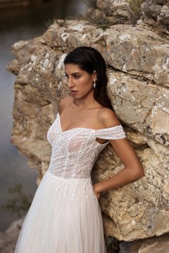 Tres Chic Brautkleider – Die aktuelle Brautkleider Kollektion 2027 23